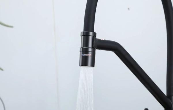 Смеситель для кухни Gappo G4098-6 с водопадом черный матовый