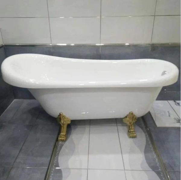 Ванна Cerutti Spa CLASSIC 150 акриловая отдельностоящая (1570x770x740) на львиных лапах (золото)