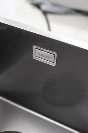 Мойка кухонная Esbano GEYSERUS-5 680х450х220 оружейная сталь PVD покрытие