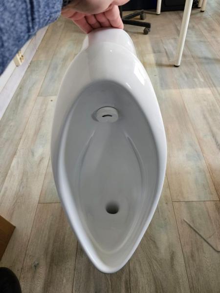 Писсуар сенсорный Gid Q9508 подвесной выпуск горизонтальный Белый