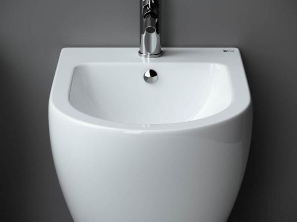 Биде Ceramicanova METROPOL CN4003 подвесное белое